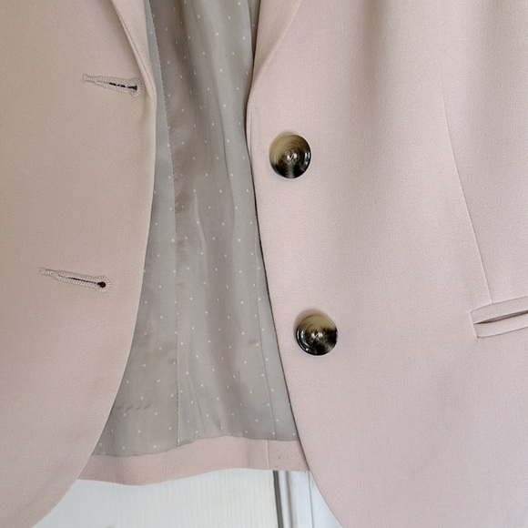 HM Jacket - Picture 5 of 12